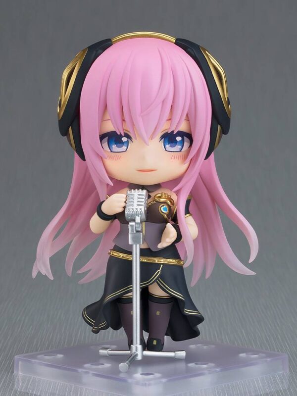 Nendoroid 3081: Hatsune Miku - Megurine Luka V4X