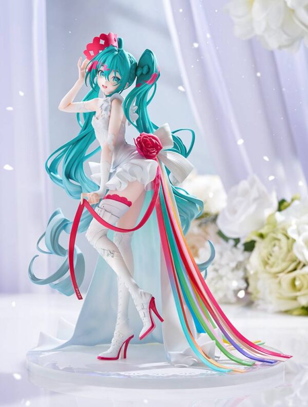 hatsune-miku-racing-miku-17-15th-rhapsody-2010-2025-ver-gscollection-good-smile-racing- (1) Hatsune Miku: Racing Miku 1/7 - 15th Rhapsody 2010-2025 Ver. G.S.Collection